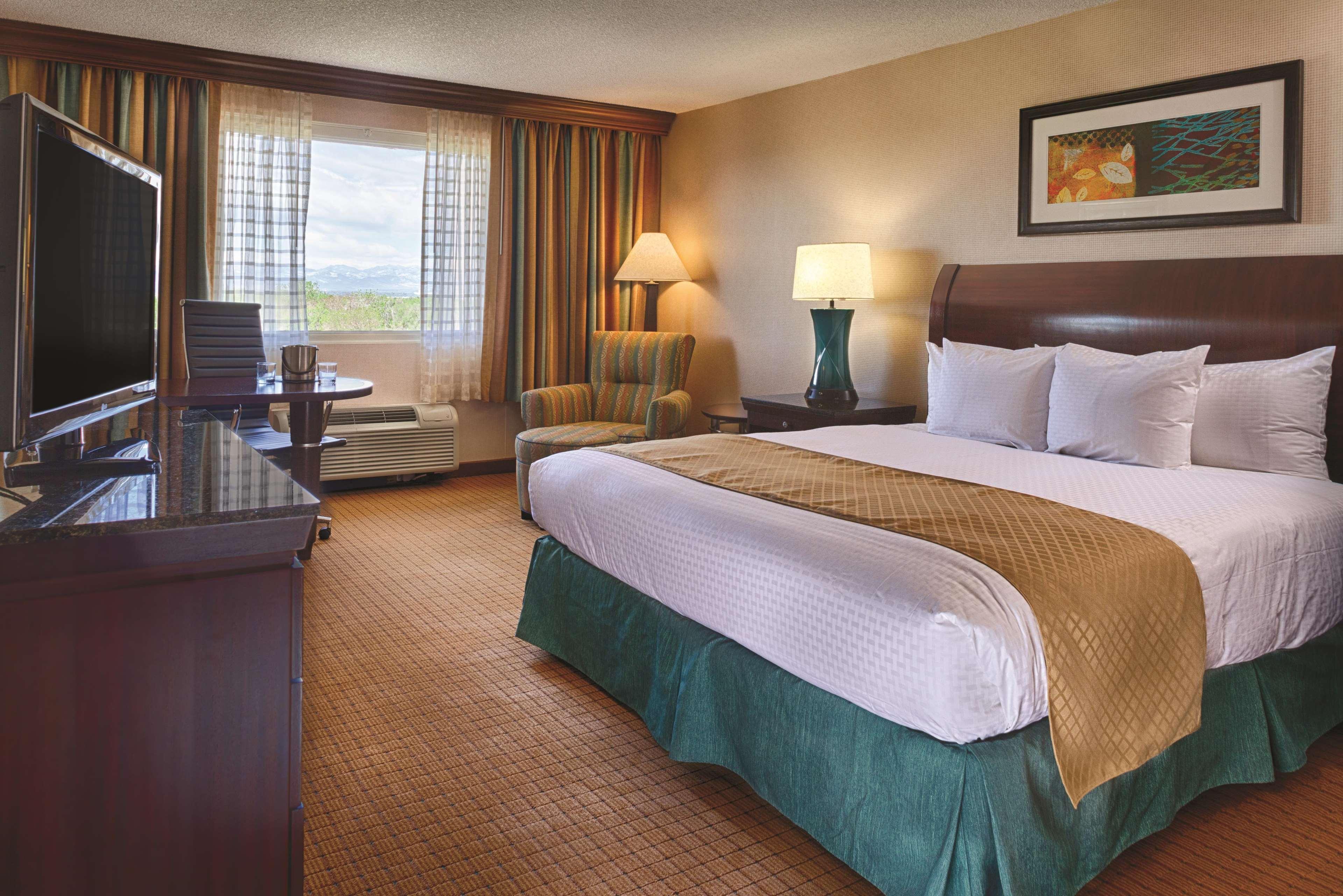 Doubletree By Hilton Hotel