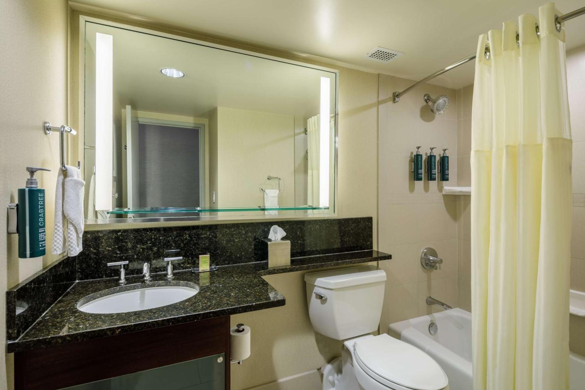 Doubletree By Hilton Hotel DEN
